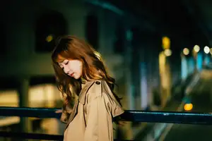 YiTuYu Vol.8618: Bu Chi Zao Fan Hui Gua's Chic Urban Night Style-16