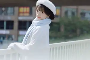 Discover YiTuYu Vol.8625: Yu Pao Pao's Gentle Charm in Warm Winter Sun-7