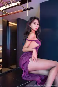 XingYan Vol.407 Shi An An: Alluring Secretary Style with Elegant Black Sheer Stockings-7