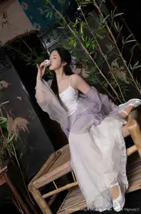 Discover Yu Zi Jiang Fish's Ethereal Beauty in XiuRen No.10737 Traditional Attire. Explore Asian Grace and Charm!-7