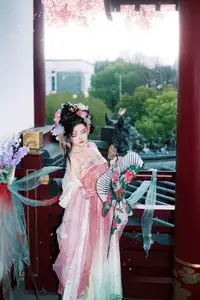 Discover Qi Qi's Ethereal Beauty: Hanfu under Cherry Blossoms. YiTuYu Art Language Vol.8650 Collection.-21