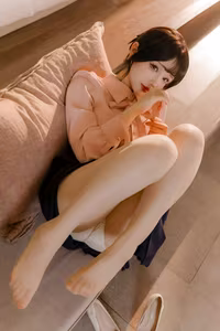 Coser Xueqing Astra: Elegant Allure of "肉丝通勤OL" – Office Lady in Nude Pantyhose-13
