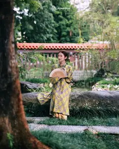 VGU No.183: Admire the Elegant Beauty of Vietnamese Women in Ao Dai and Conical Hat Amidst Nature-9