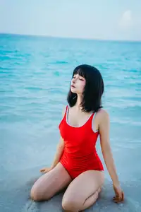 Coser Chun Mo Mo: Exclusive Selfie Collection Showcasing Captivating Beauty.-3