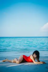 Coser Chun Mo Mo: Exclusive Selfie Collection Showcasing Captivating Beauty.-2