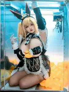Coser Huya Gu A Zha as Jowa Yus Maid from Crossfire: Irresistible Charm-2
