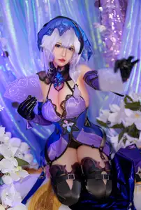 Discover the Ethereal Beauty of Black Swan Honkai Star Rail by Enchanting Coser Potato Godzilla-6