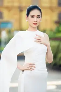Irresistible Charm of a Miss World Vietnam 2025 Contestant's Youthful Purity-12