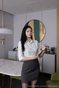XiuRen No.10623 An Ran: Irresistible Allure of a Modern Office Lady in Seductive OL Attire-12