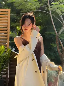 Nguyen Minh Trang: Alluring Bare Back, Charming Muse Aura Under Afternoon Sun.-2