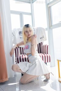 BoBoSocks No.543: Charming Chinese Model's Playful Gaze in a Bright Bedroom.-19