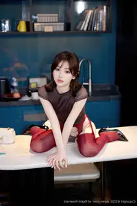 XiuRen No.10633 Zhi Zhi: Alluring Modern Office Style in Black Blazer Dress and Seductive Red Stockings-11