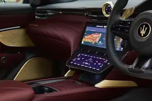 Discover the Unique Beauty of Maserati GranTurismo Meccanica Lirica: An Iconic Italian Sports Car-11