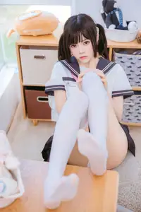 Coser Sakura Meow Sweet Transformation in Photo Set – Discover Pure Allure!-12