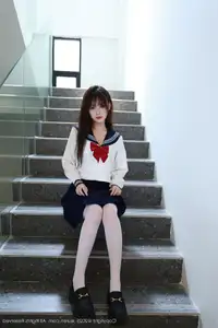 Nuo Mi's Captivating JK Uniform Look: Exclusive XiuRen No.10458 Collection-6