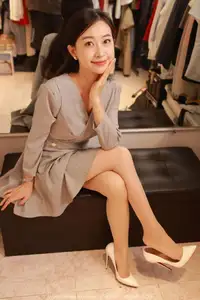 IESS Xiao Jie No.2150: Discover the Refined Beauty of Chinese Model in an Exclusive Photo Collection-54