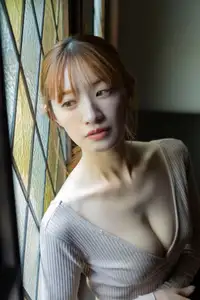 Kana Nakada's Captivating Charm: FRIDAY Digital Photo Book 'Konna ni Soba ni Iru noni' - A Must-See Collection.-5