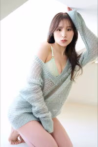 JP Ayaka Hidaritomo: Captivating Beauty from FRIDAY Digital Photo Book Vol.2-4