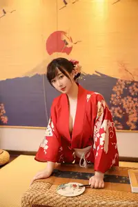 Li Gin En Irene (No.10624) Shines in Red Kimono: Captivating Asian Beauty by XiuRen秀人网-36