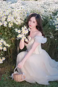 Enchanting Muse in White Chrysanthemum Field: A Portrait of Grace and Natural Beauty.-6