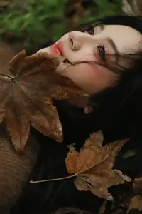 VGU No.185: Gentle Autumn Charm: A Girl's Radiant Smile in a Warm Plaid Scarf-9