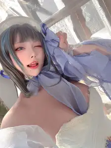 Coser Qi Si Kuai Wii - Enchanting Beauty in Elegant Cheshire Gown - A Masterpiece Cosplay.-14