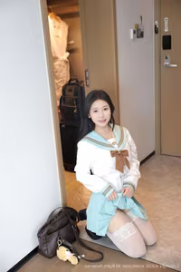 Lin Jia Xin Charming in Schoolgirl Outfit: Captivating XiuRen No.10379 Photo Set-20