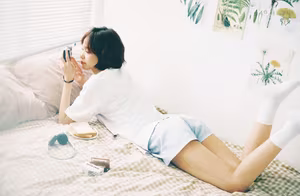 VGU No.25: Discover the Radiant Smile of a Young Woman with Relaxing Music-6