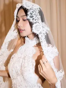 Runner-up Thao Nhi Le's Dazzling Year-End Festival Fashion: An Irresistible Look.-1