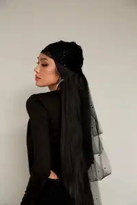 Runner-up Thao Nhi Le's Dazzling Year-End Festival Fashion: An Irresistible Look.-0