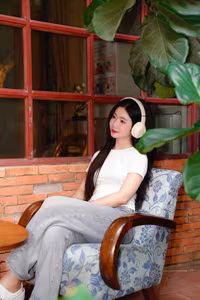 VGU No.124: Girl Reading Relaxing Amidst a Vibrant Aquarium-6