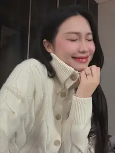 Doan Hai My: Sweet Beauty & Korean Doll Face Captivate Hearts in Winter Chill.-4