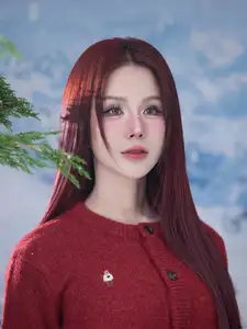 Diep Lam Anh Stuns: Her "Living Doll" Beauty Captivates All Eyes!-9