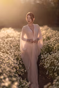 VGU No.118 Dreamy Girl in a Poetic Flower Field Bathed in Golden Hour Light-8