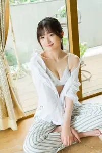 Discover Kaiga Kotori: Charming Beauty in FLASH Digital Photo Book 'The Me You Don't Know'-45