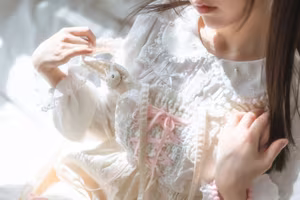 Coser Liu Wei Di Huang Jiang: Xiao Yi LOX Lolita - Enchanting Dreamy Beauty in a Delicate Photoshoot-2