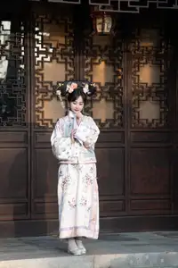 YiTuYu Vol.8552: Jiao Yi Zhi Sui Sui – Captivating Ancient Beauty & Traditional Artistry-27