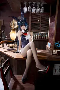 Coser Jiu Qi Miao Transforms into Ryūka Fisaki Bunny Girl: A Dazzling Blue Archive Cosplay-23