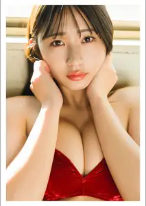 Discover the Captivating Charm of Hinata Matsumoto in "Uruwashi no Charman" Digital Photo Book - JP Exclusive-29