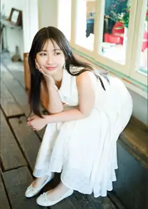 Discover the Captivating Charm of Hinata Matsumoto in "Uruwashi no Charman" Digital Photo Book - JP Exclusive-19