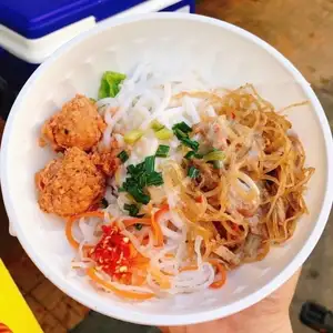 Banh Tam Bi: Mekong Delta's Rustic Dish That Hooks Diners From the First Bite-8