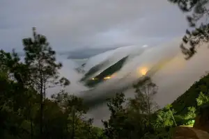 Majestic Waterfall Beauty: Explore Pristine Nature in Vietnam's National Parks-8