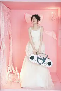 VGU No.189: Discover the sweet beauty of the girl in a white dress, charming with a unique style in a dreamy pink setting.-6