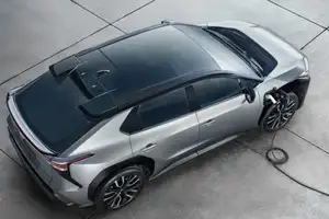 Toyota bZ4X: New Electric SUV from 1.2 Billion VND in Southeast Asia, Will it Come to Vietnam?-10