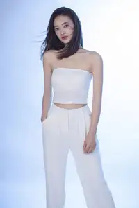 Zhou Xu Xu: Captivating Beauty in YiTuYu Vol.8586 – Discover the Allure 0023-2