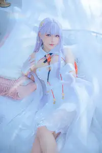 Coser Ely_eee's Enchanting Plymouth Photoshoot: A Glimpse into Ethereal Beauty-5