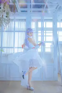 Coser Ely_eee's Enchanting Plymouth Photoshoot: A Glimpse into Ethereal Beauty-2