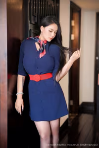 XiuRen No.10371: Xiao Na Bi's Alluring Charm in Captivating Professional Attire-15