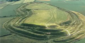 Maiden Castle: Europe's Largest 3000-Year-Old Iron Age Hillfort in Dorset, England-2