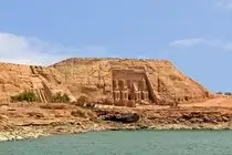 Maiden Castle: Europe's Largest 3000-Year-Old Iron Age Hillfort in Dorset, England-10